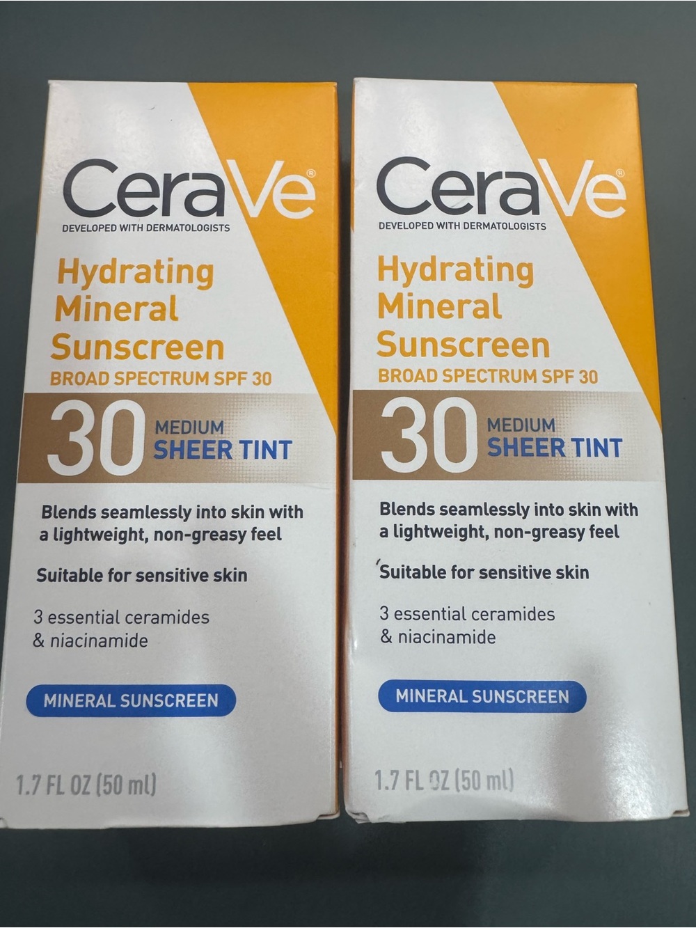 CeraVe Hydrating Mineral Sunscreen SPF 30 - White, Orange, Blue, Brown